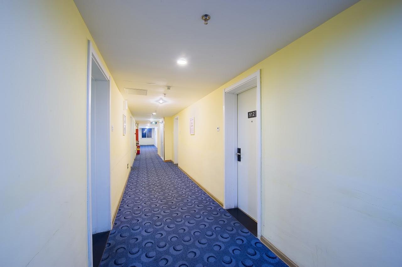 7 Days Inn Yangjiang Xinyue International Studio Exterior photo